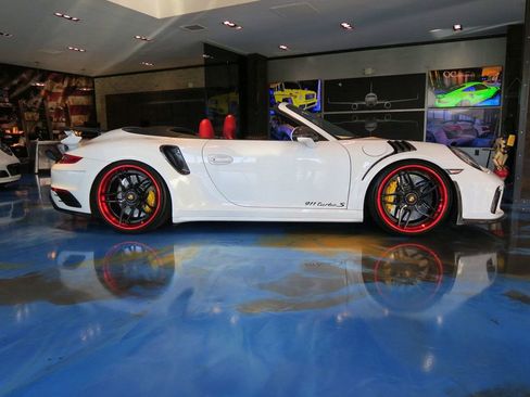 Used 2015 Porsche 911 Turbo S image 12
