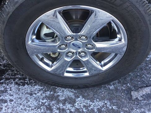 Used 2018 Ford F150 XLT w/ Equipment Group 302A Luxury image 7