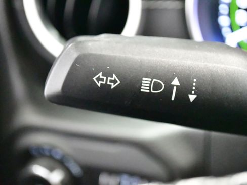 Used 2022 Jeep Wrangler Unlimited Sahara image 32