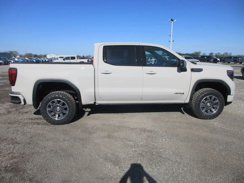 New 2026 GMC Sierra 1500 AT4 image 3