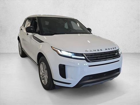 Used 2026 Land Rover Range Rover Evoque S image 3