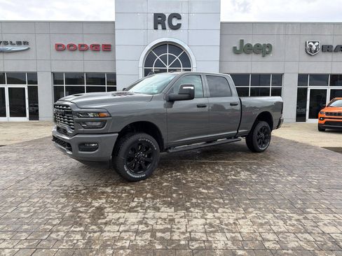 New 2026 RAM 2500 Tradesman AWD/4WD image 4