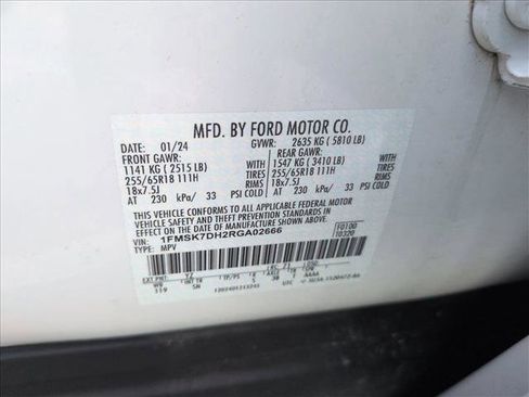 Used 2024 Ford Explorer XLT w/ Equipment Group 202A RWD image 26