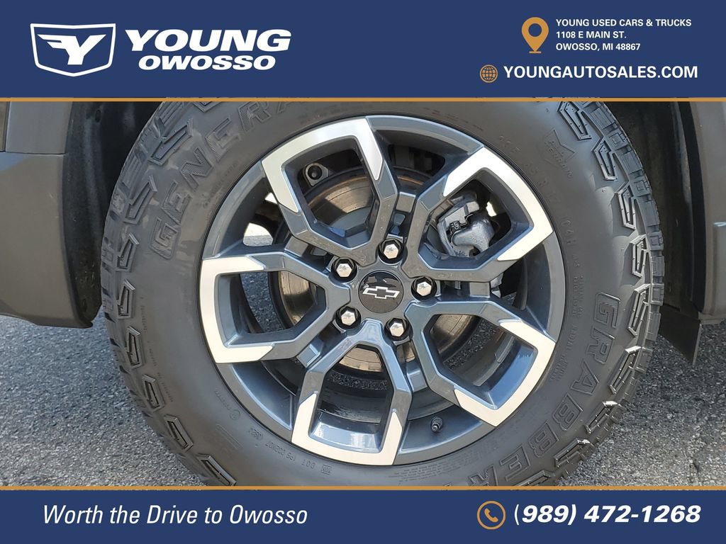 Certified 2025 Chevrolet Equinox ACTIV w/ Safety and Technology Package AWD/4WD image 37