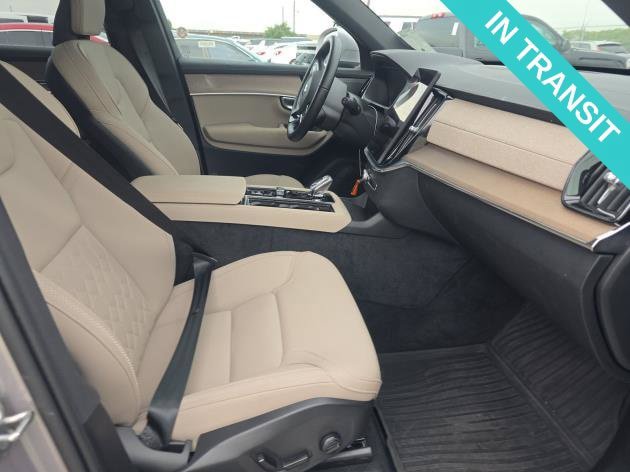 Certified 2026 Volvo XC90 B6 Plus AWD/4WD image 3