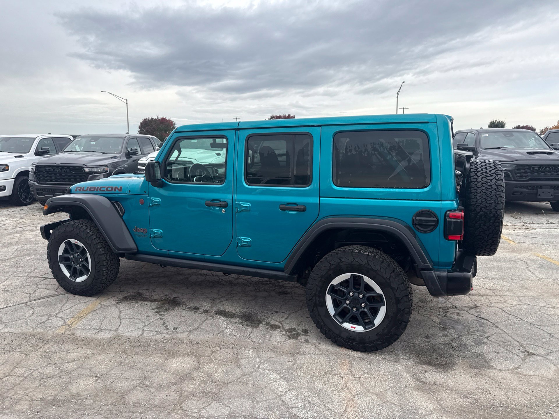 Used 2019 Jeep Wrangler Unlimited Rubicon AWD/4WD image 9