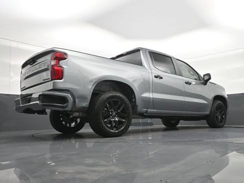 Used 2025 Chevrolet Silverado 1500 Custom w/ Turbomax Blackout Package RWD image 22