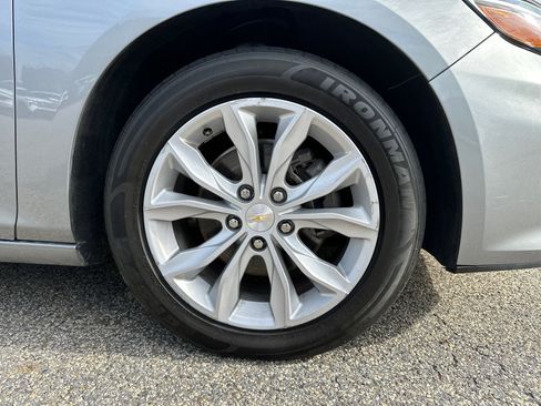 Used 2023 Chevrolet Malibu LT image 12