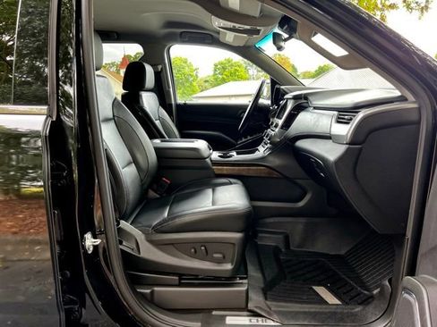 Used 2018 Chevrolet Tahoe LT w/ LT Midnight Edition image 26