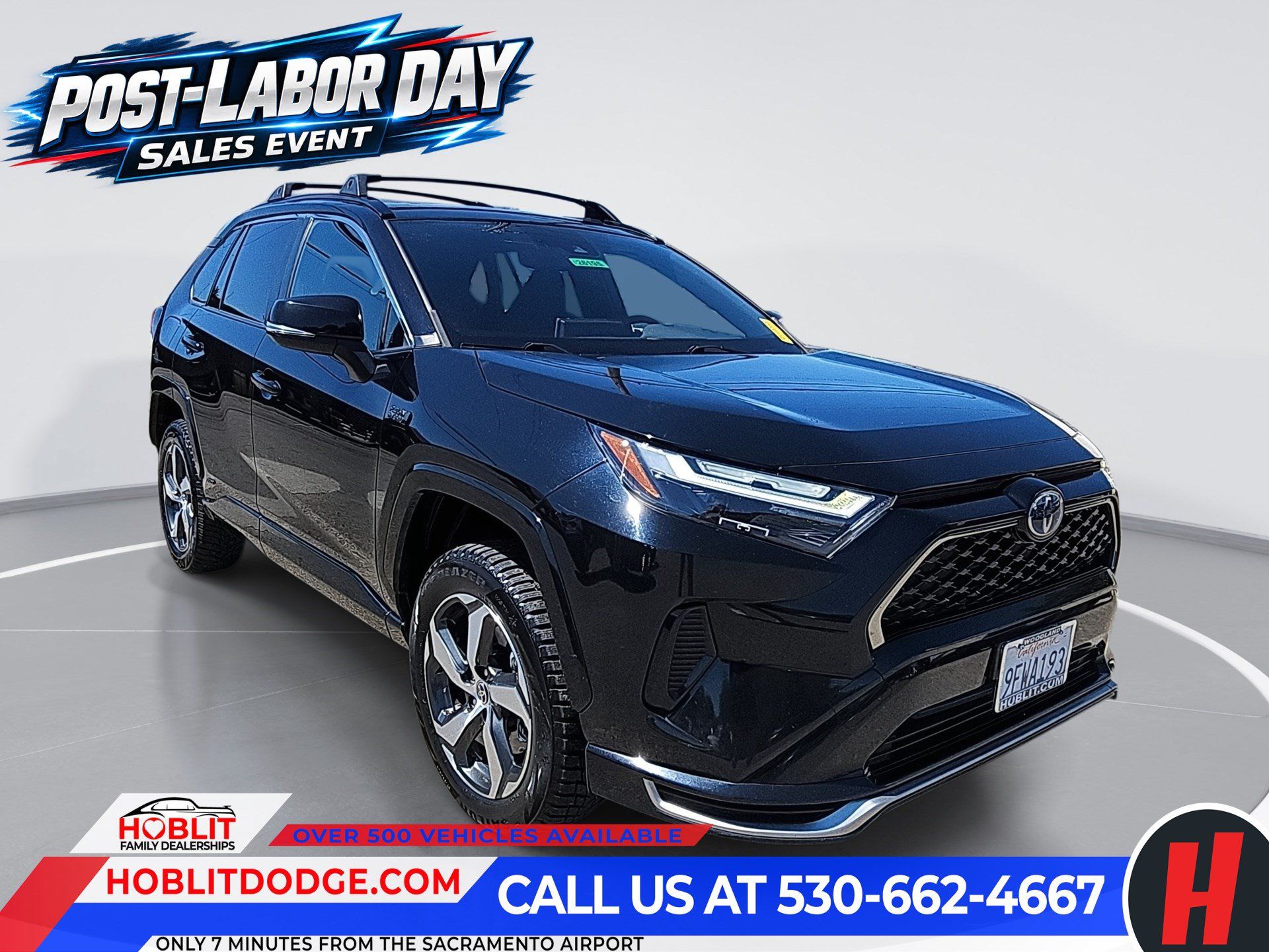 Used 2023 Toyota RAV4 SE w/ Weather & Moonroof Package AWD/4WD image 1