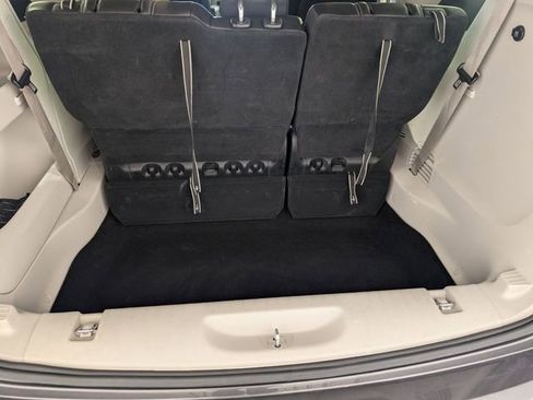 Used 2023 Chrysler Pacifica Touring-L image 28