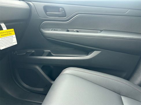 New 2026 Honda Odyssey Sport-L image 15
