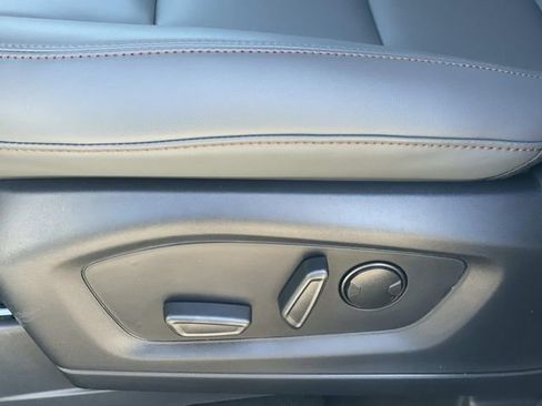 New 2026 Ford Explorer Active w/ Active Comfort Package image 19