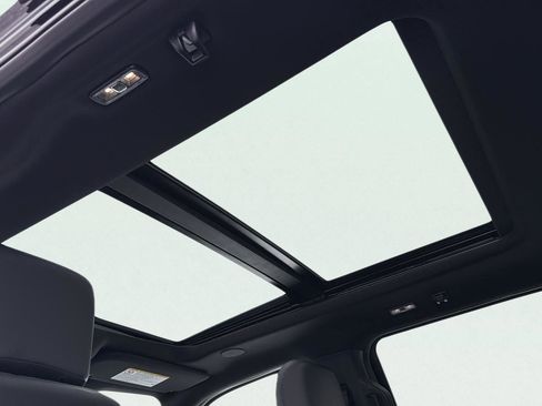 Used 2026 Ford F450 Platinum image 25