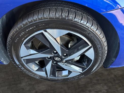 Used 2023 Hyundai Elantra Limited FWD image 39