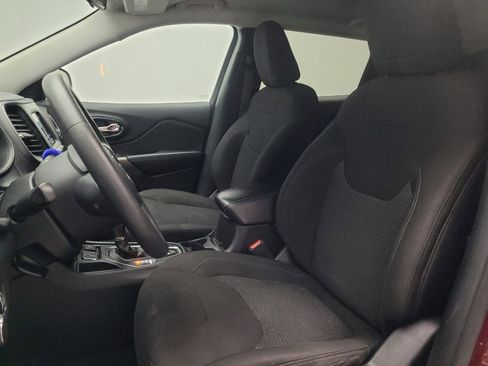 Used 2020 Jeep Cherokee Latitude image 17