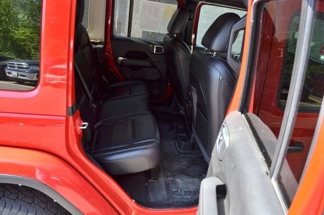 Used 2021 Jeep Wrangler Unlimited Sahara AWD/4WD image 36