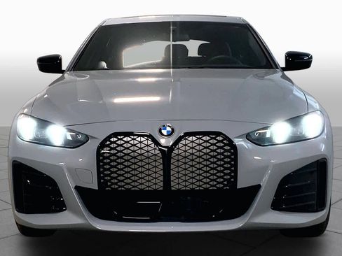 New 2026 BMW i4 xDrive40i w/ M Sport Package AWD/4WD image 3