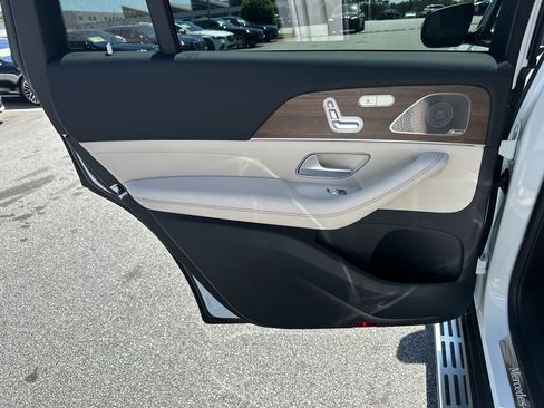 New 2026 Mercedes-Benz GLS 450 4MATIC image 24