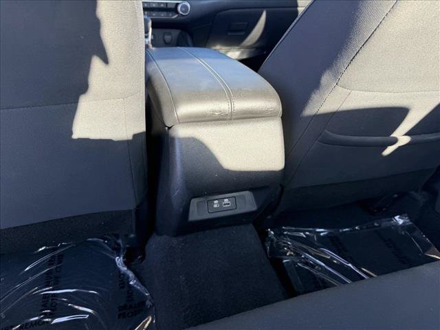 Used 2025 Nissan Altima 2.5 SV FWD image 24