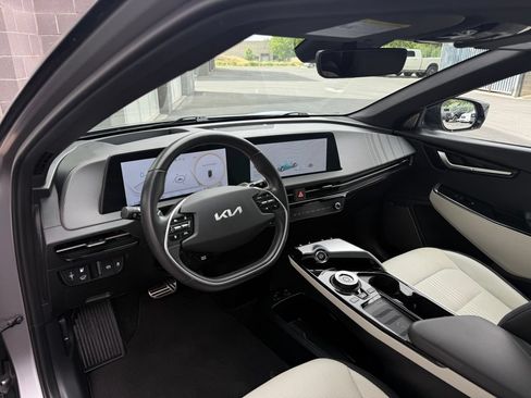 Used 2024 Kia EV6 GT-Line w/ GT-Line White Seat Package RWD image 23
