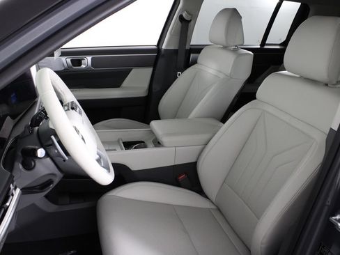 Certified 2026 Hyundai Santa Fe SEL FWD image 22