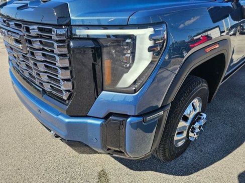 New 2026 GMC Sierra 3500 Denali Ultimate image 15