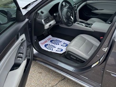 Used 2018 Honda Accord EX-L image 10
