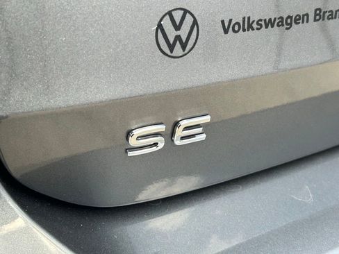 New 2026 Volkswagen Taos SE image 92