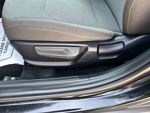 Used 2025 Kia K4 LXS image 11