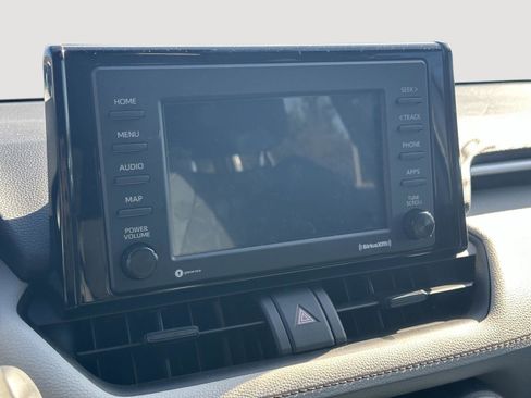 Certified 2022 Toyota RAV4 XLE image 12