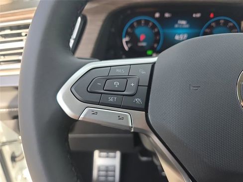 New 2026 Volkswagen Atlas SEL Premium R-Line image 26