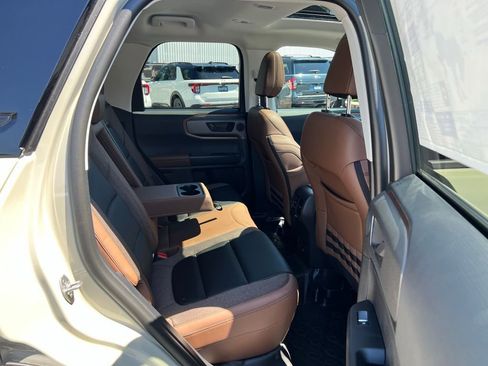 New 2025 Ford Bronco Sport Outer Banks w/ Sasquatch Outer Banks Package image 18