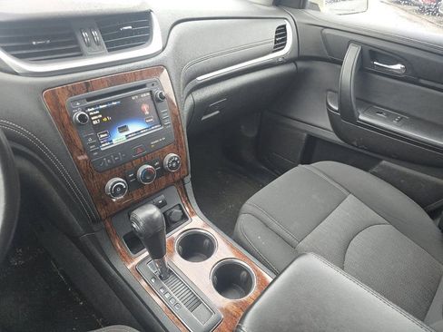 Used 2014 Chevrolet Traverse LT AWD/4WD image 25