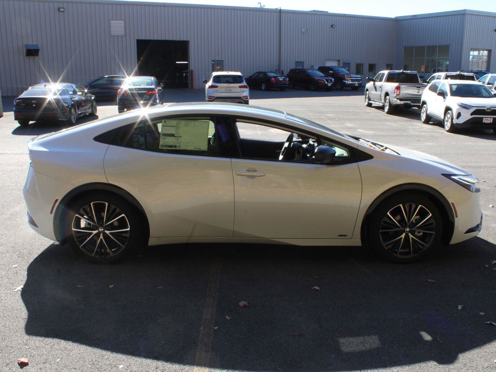 New 2027 Toyota Prius Limited w/ Limited Premium Package AWD/4WD image 4