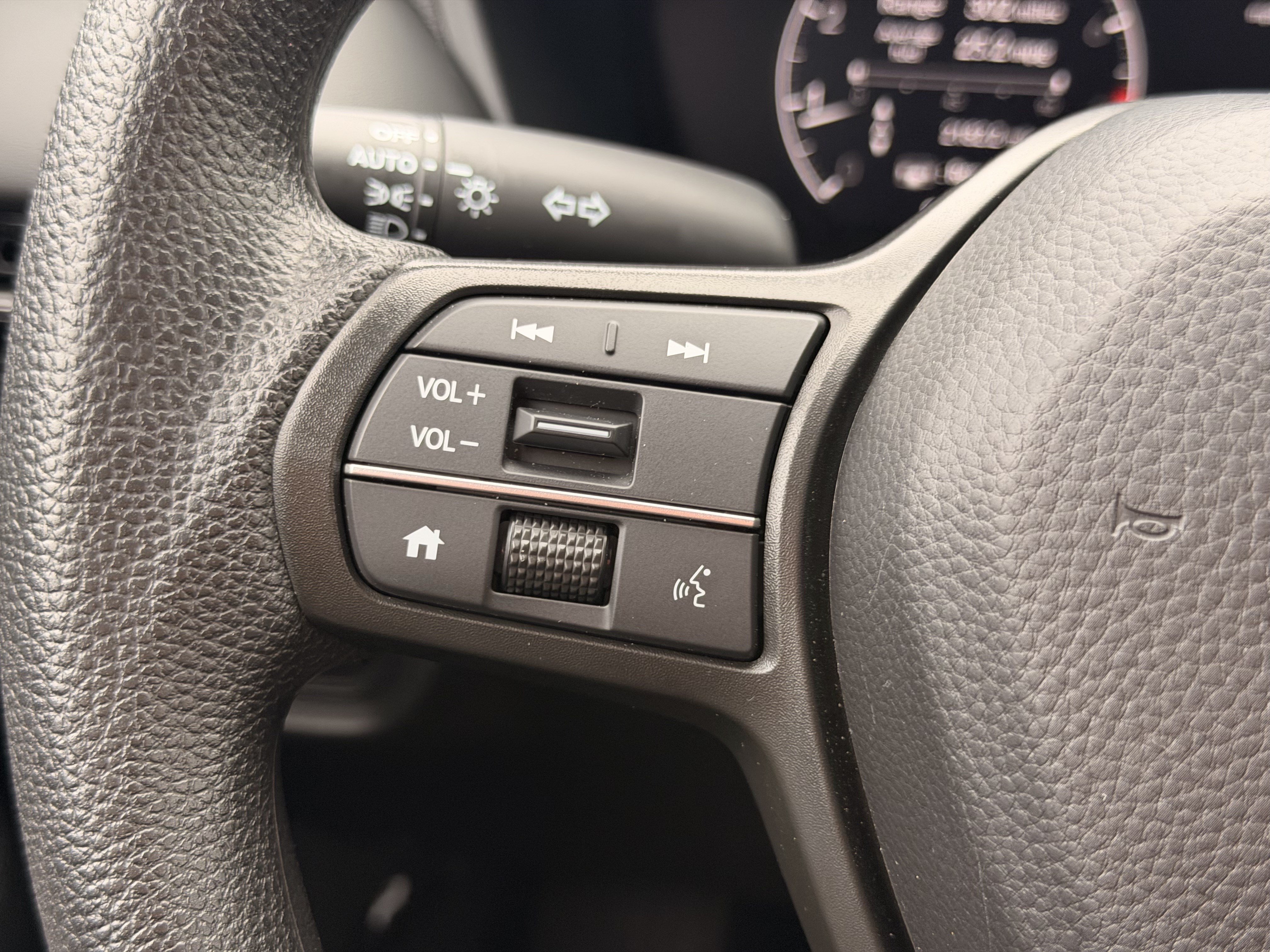 Certified 2026 Honda HR-V LX image 23