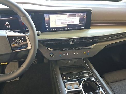 Used 2025 Nissan Murano Platinum AWD/4WD image 9