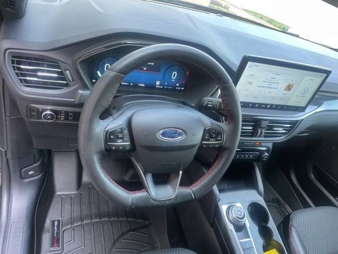 Used 2025 Ford Escape ST-Line Elite AWD/4WD image 24