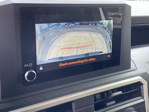 Used 2025 Toyota Tacoma SR image 36