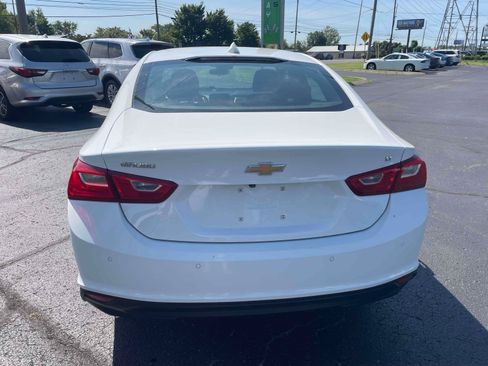 Used 2023 Chevrolet Malibu LT w/ Driver Confidence Package FWD image 6