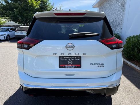 Used 2026 Nissan Rogue Platinum AWD/4WD image 7