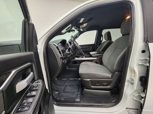 Used 2024 RAM 2500 Big Horn w/ Off Road Package image 12