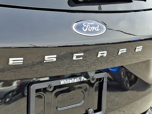 Certified 2024 Ford Escape ST-Line w/ Cold Weather Package FWD image 29