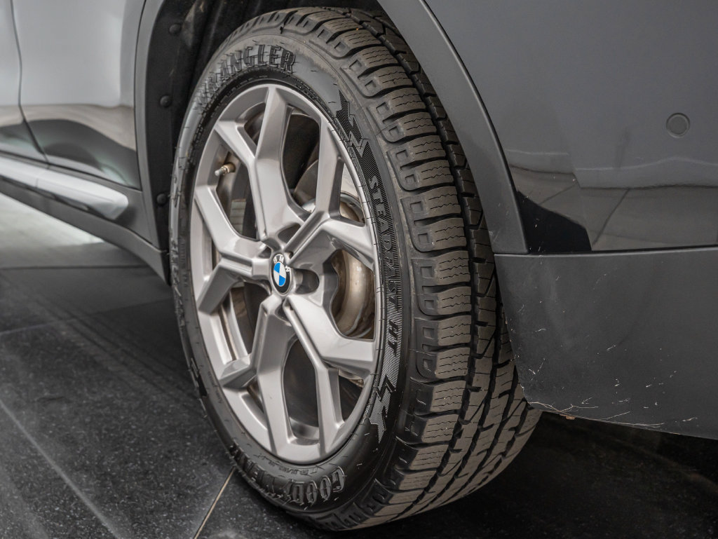 Used 2023 BMW X3 xDrive30i w/ Premium Package w/ZPA AWD/4WD image 52