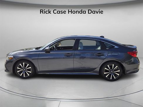 Certified 2023 Honda Civic EX image 4