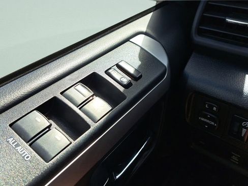 Used 2019 Toyota 4Runner SR5 Premium image 24