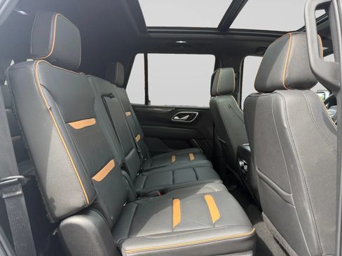 Used 2022 GMC Yukon AT4 AWD/4WD image 32