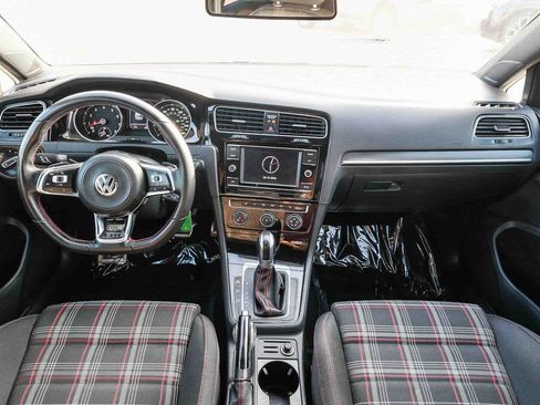 Used 2018 Volkswagen GTI S FWD image 12