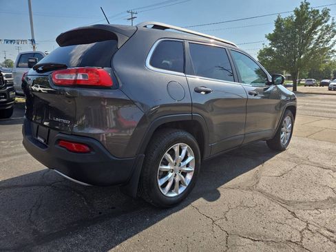Used 2015 Jeep Cherokee Limited AWD/4WD image 6