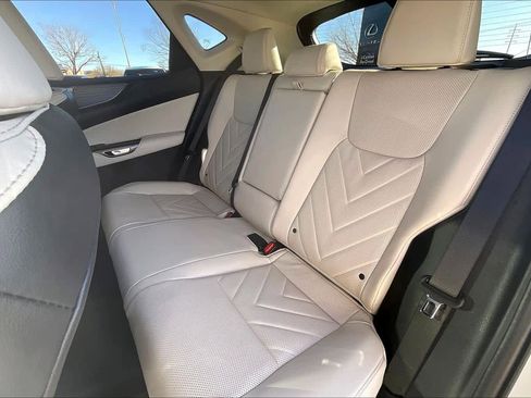 Used 2025 Lexus NX 300h AWD w/ Luxury Package image 20